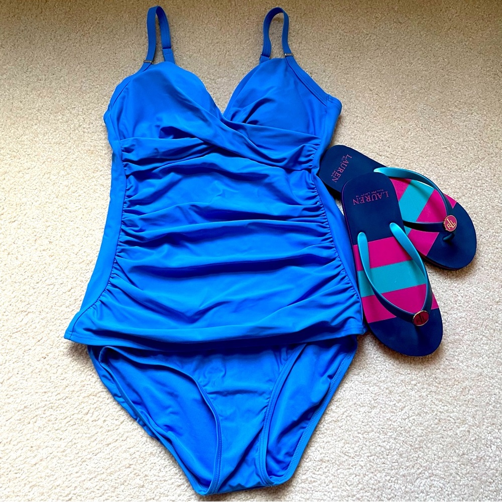 CALVIN KLEIN 💯WOMEN’S TANKINI WITH BIKINI BOTTOM EUC 👙 SZ MEDIUM💙💙💙